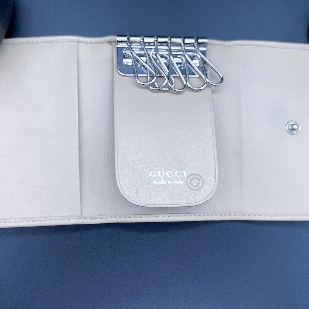 Gucci Cream Leather Key Holder - Picture 5 of 12